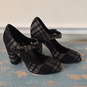 NWOT Mix No. 6 Black Plaid Mary Jane Heels
